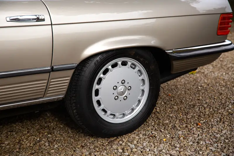 1986 Mercedes-Benz 500SL (R107) With Hardtop-Sold