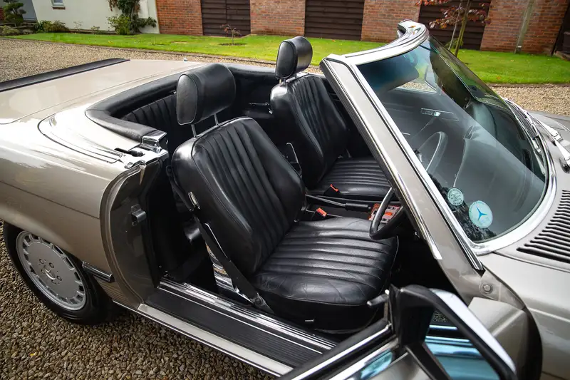 1986 Mercedes-Benz 500SL (R107) With Hardtop-Sold