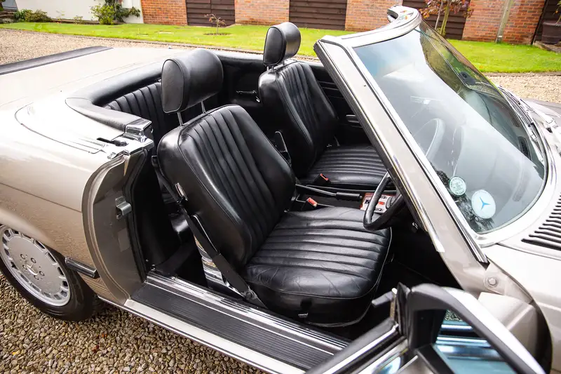 1986 Mercedes-Benz 500SL (R107) With Hardtop-Sold
