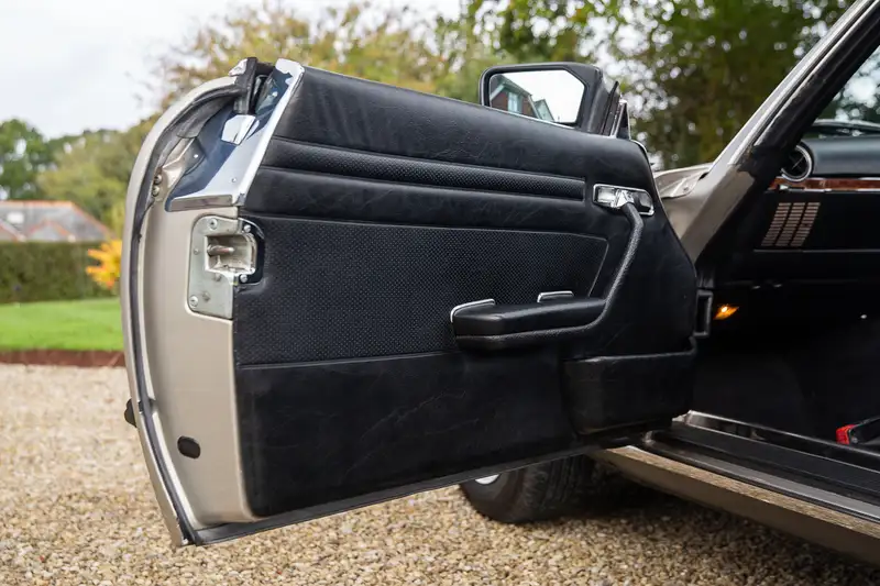 1986 Mercedes-Benz 500SL (R107) With Hardtop-Sold