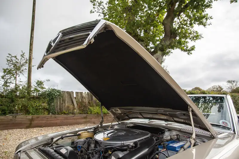1986 Mercedes-Benz 500SL (R107) With Hardtop-Sold