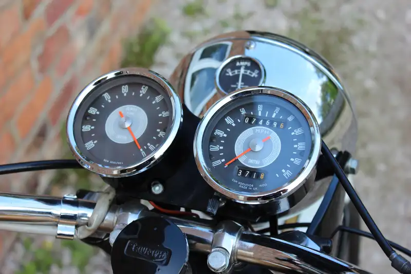 1964 Triumph T120 Bonneville 649cc-Sold