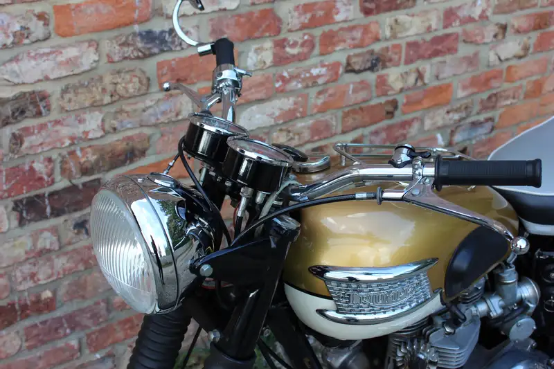 1964 Triumph T120 Bonneville 649cc-Sold