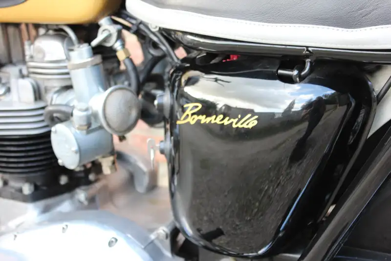 1964 Triumph T120 Bonneville 649cc-Sold