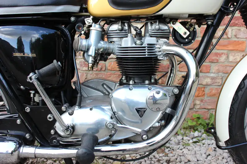 1964 Triumph T120 Bonneville 649cc-Sold