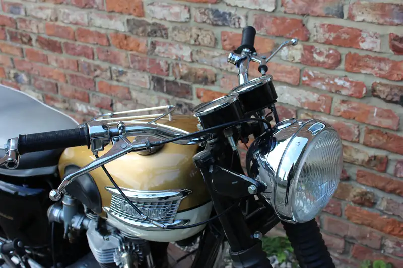 1964 Triumph T120 Bonneville 649cc-Sold