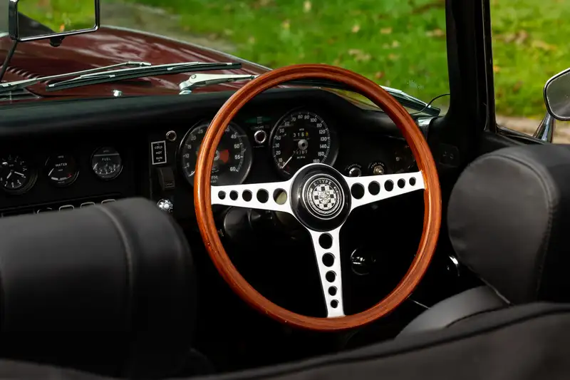 1969 Jaguar E-Type 4.2-Litre Series 2 Roadster-For Sale