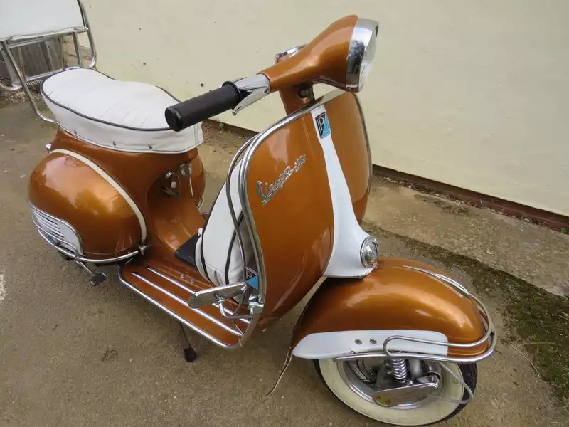 Iconic Auctioneers | 1964 Vespa (Douglas) VBB2T 150cc-For Sale