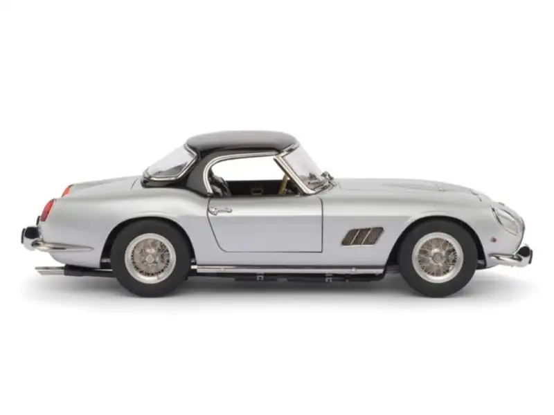 1:18th Scale 1960 Ferrari 250 California SWB by CMC