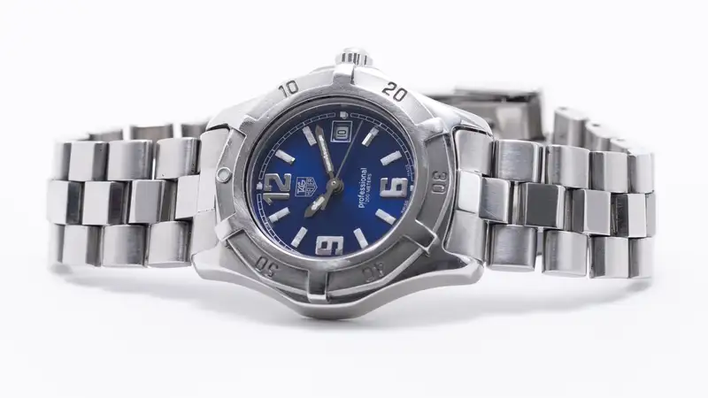 1998 Tag Heuer 2000 Ladies Quartz Complete with Box and Paperwork