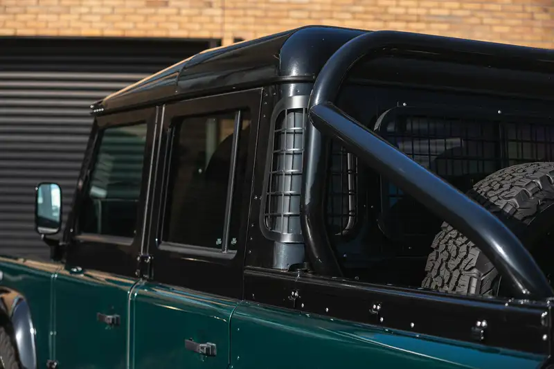 2005 Land Rover 110 TD5 Double Cab XS-Sold