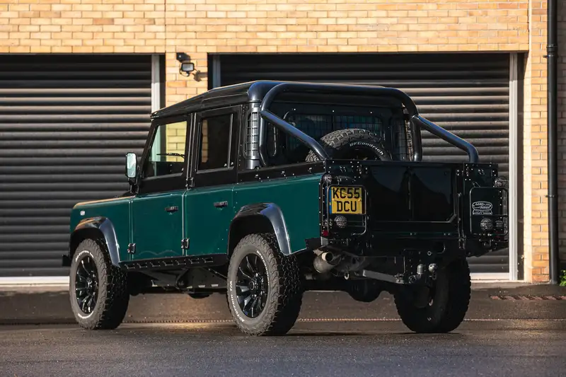 2005 Land Rover 110 TD5 Double Cab XS-Sold