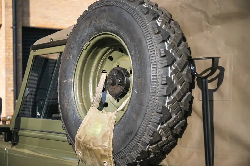 1999 Land Rover 90 'Winter Water Wolf'-For Sale
