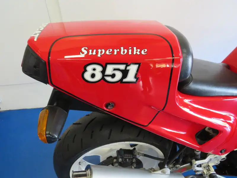 1989 Ducati 851 Raymond Roche Replica 851cc-Sold