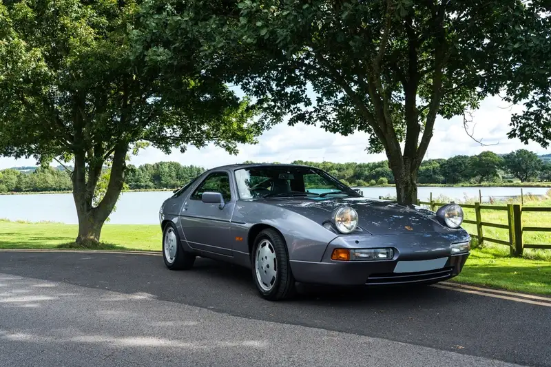 1987 Porsche 928 S4 (Manual)-Sold