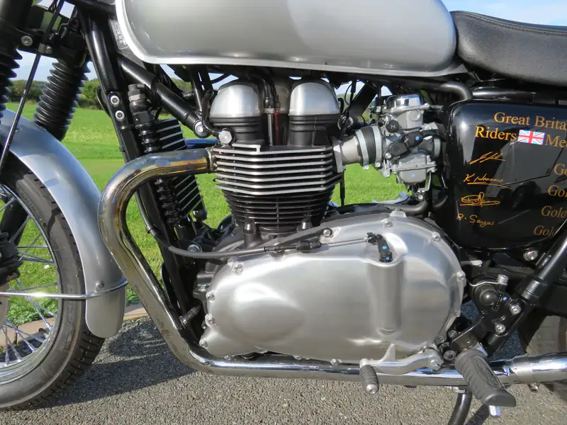 2014 Triumph T100 Bonneville ISDT 50th Anniversary 865cc*-Sold