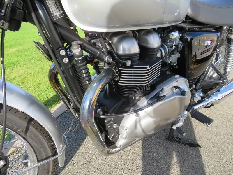 2014 Triumph T100 Bonneville ISDT 50th Anniversary 865cc*-Sold