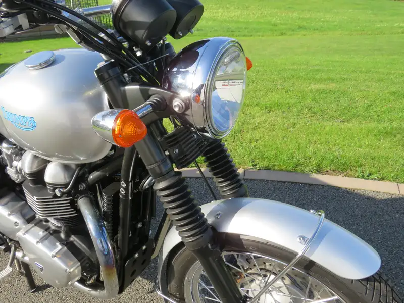 2014 Triumph T100 Bonneville ISDT 50th Anniversary 865cc*-Sold