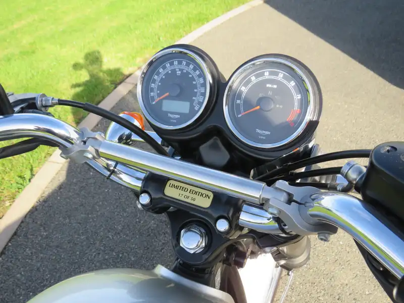 2014 Triumph T100 Bonneville ISDT 50th Anniversary 865cc*-Sold