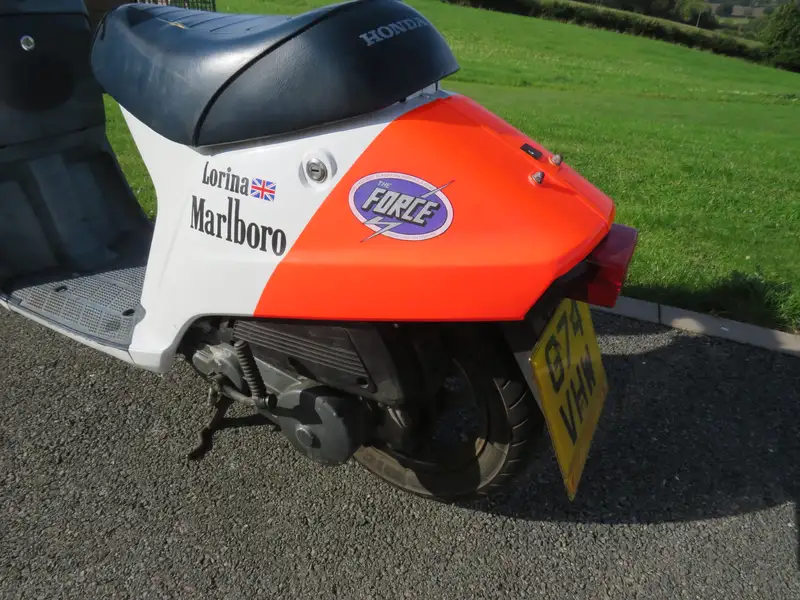 1989 Honda Vision NE50MFF McLaren Scooter 50cc*-Sold