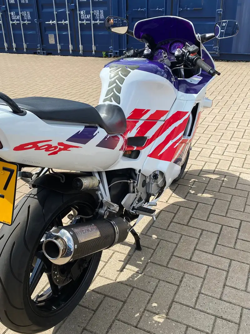 1993 Honda CBR600F 599cc-Sold
