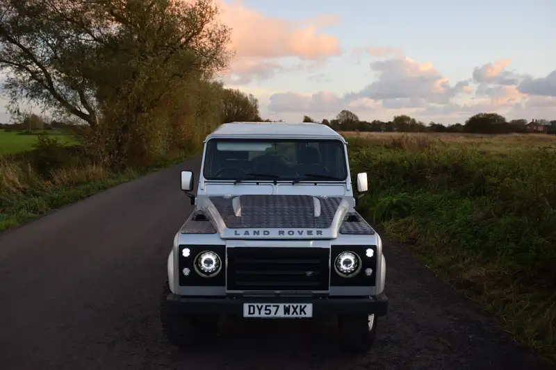 2007 Land Rover Defender 90 XS SW-Sold