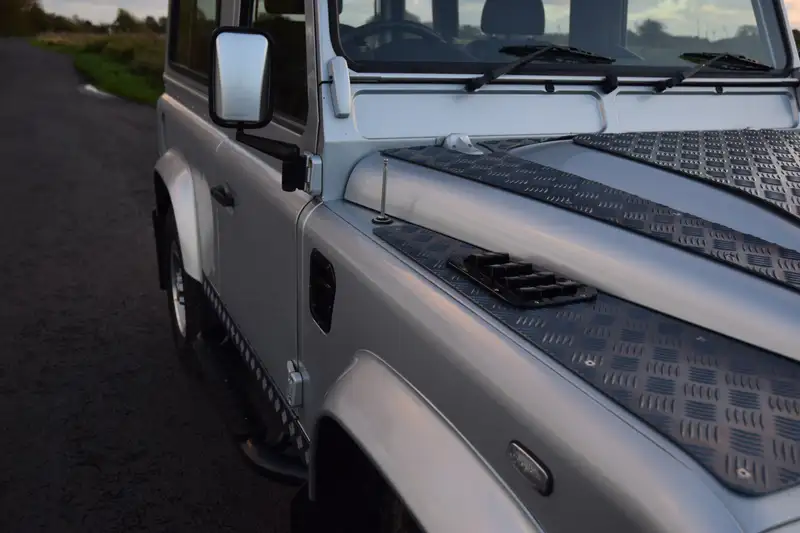 2007 Land Rover Defender 90 XS SW-Sold