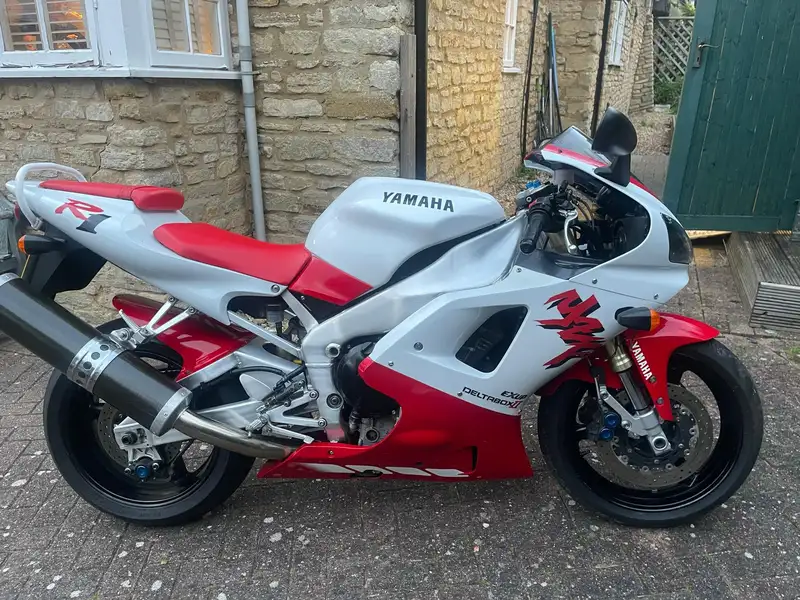1999 Yamaha YZF-R1 998cc-Sold