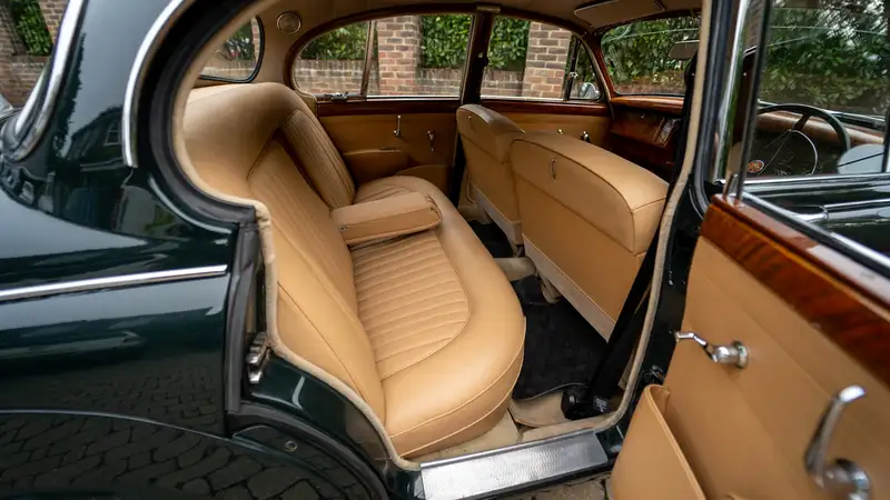 1963 Jaguar Mk2 4.2-Litre Manual Overdrive Saloon-For Sale