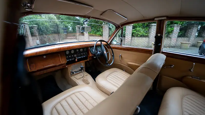 1963 Jaguar Mk2 4.2-Litre Manual Overdrive Saloon-For Sale