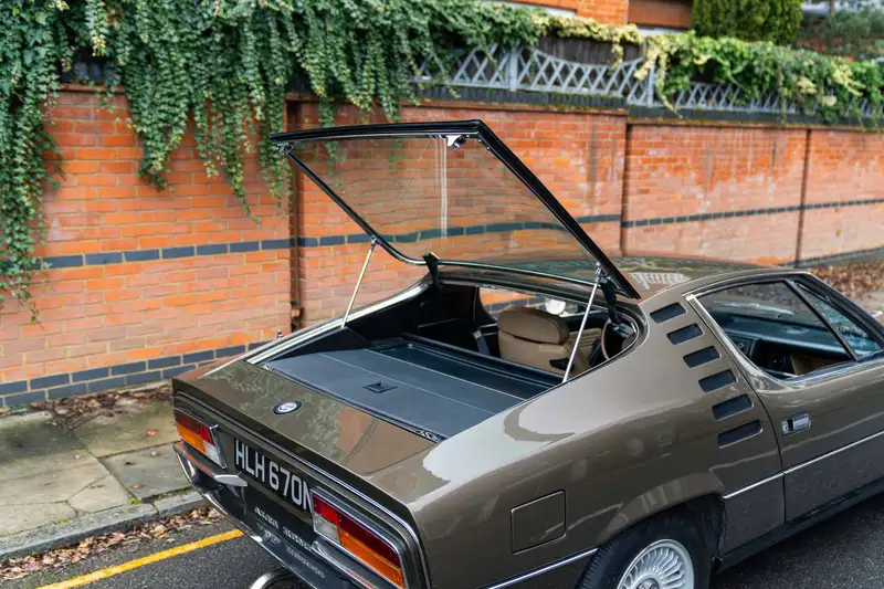 1972 Alfa Romeo Montreal-Sold