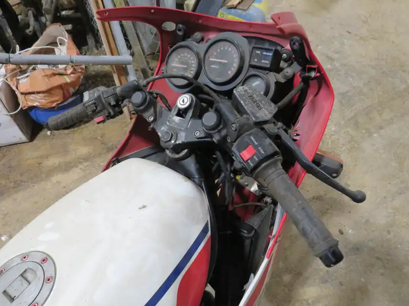 1988 Yamaha RD350LC 347cc-Sold