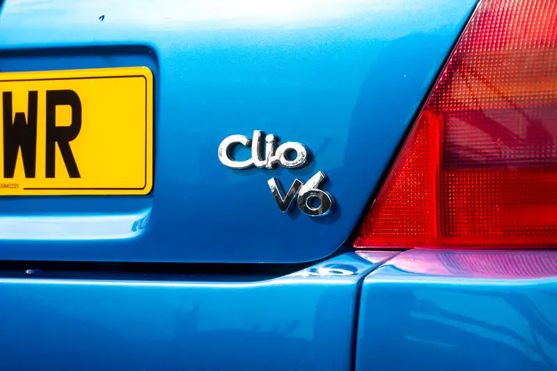 2002 Renault Clio V6 'Engineered by Tassell' -For Sale