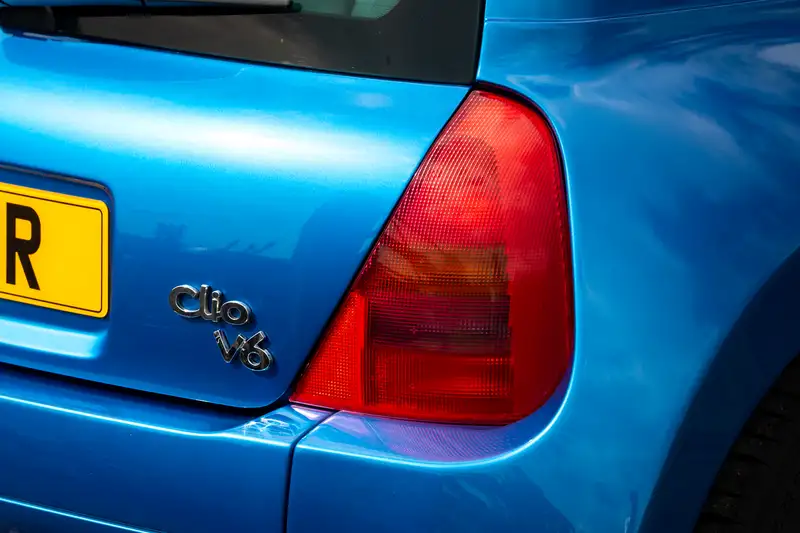 2002 Renault Clio V6 'Engineered by Tassell' -For Sale