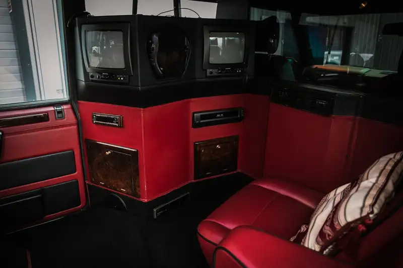 1994 Range Rover Vogue LSE 4.3 V8 Limousine - Mike Tyson-Sold
