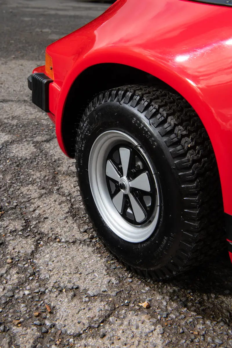 Porsche 911 Junior Petrol-Engined Scale Car For Sale