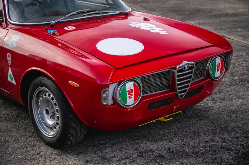 1964 Alfa Romeo Giulia Sprint GT (Tipo 105)-Sold