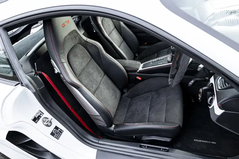 2020 Porsche Cayman GT4 '718' 114 miles-For Sale