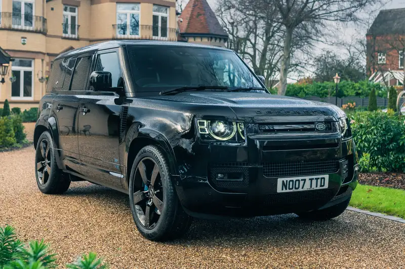 2021 Land Rover Defender 110 5.0 V8 Bond Edition - 1 of 10 -For Sale