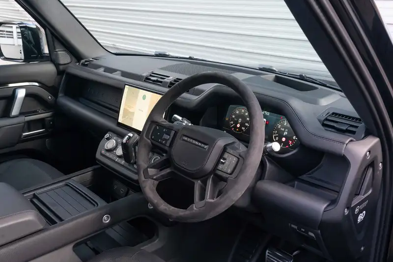 2021 Land Rover Defender 110 5.0 V8 Bond Edition - 1 of 10 -For Sale