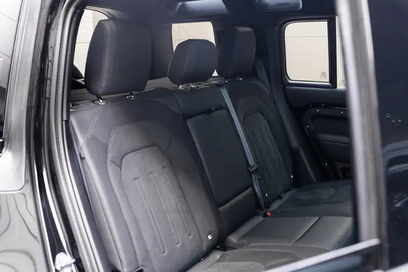 2021 Land Rover Defender 110 5.0 V8 Bond Edition - 1 of 10 -For Sale