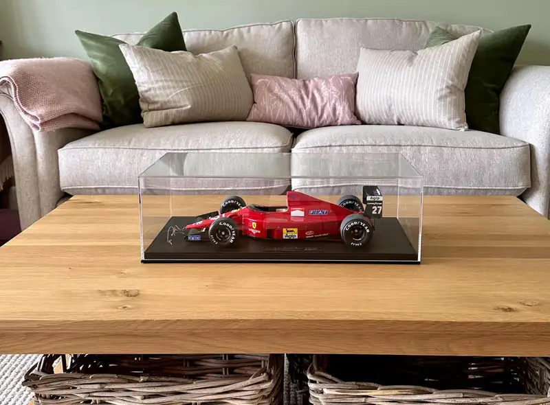 Stunning, GP Replicas Nigel Mansell-signed Ferrari F189 1/12-Sold