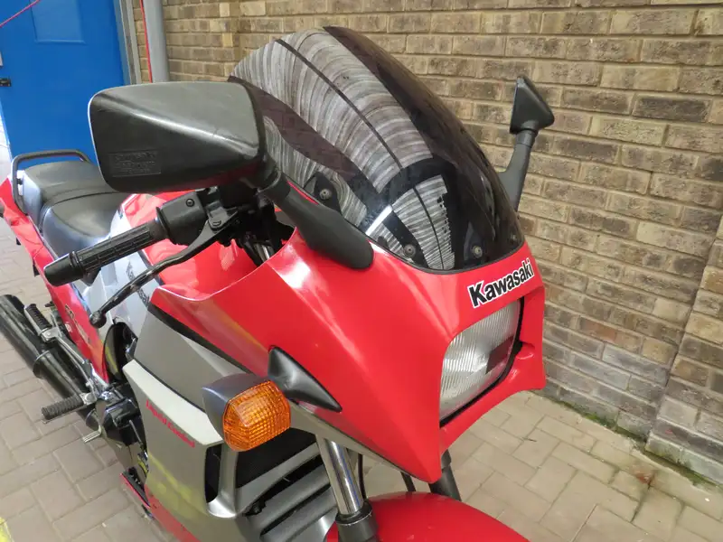 1986 Kawasaki GPZ900R 908cc-Sold