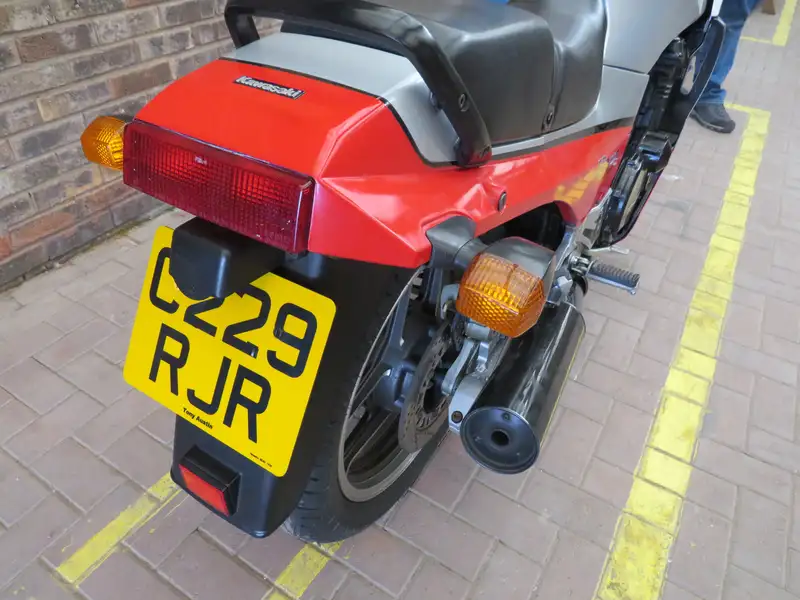 1986 Kawasaki GPZ900R 908cc-Sold