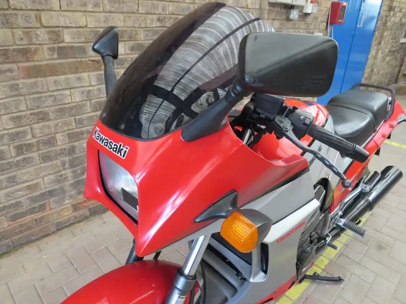 1986 Kawasaki GPZ900R 908cc-Sold