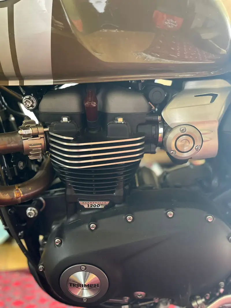 2021 Triumph Speed Twin Custom 1198cc-For Sale