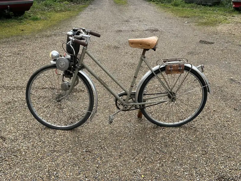 c.1950 Le Chemineau Ladies Cyclolux -Sold