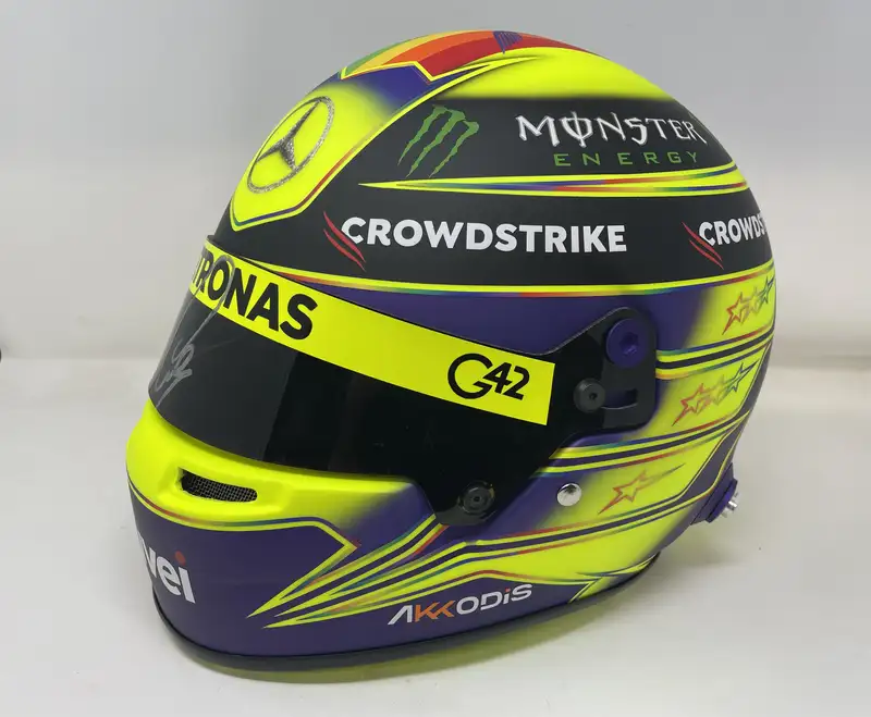 Lewis Hamilton Replica 2023 Helmet with Signature to Visor T-For Sale