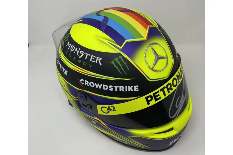 Lewis Hamilton Replica 2023 Helmet with Signature to Visor T-For Sale