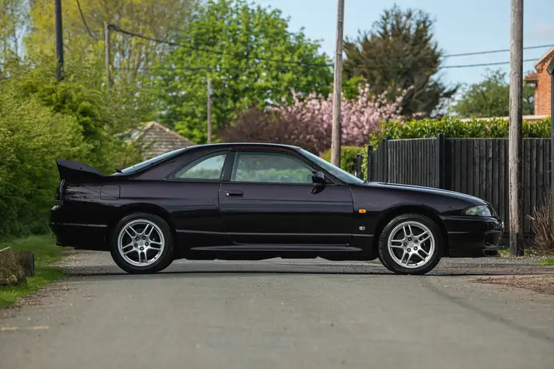 1995 Nissan Skyline R33 GT-R V-Spec I-For Sale